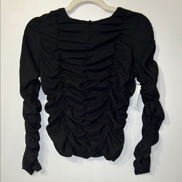 ASOS Topshop ruched long sleeve shirred top in black - Picture 2 of 7